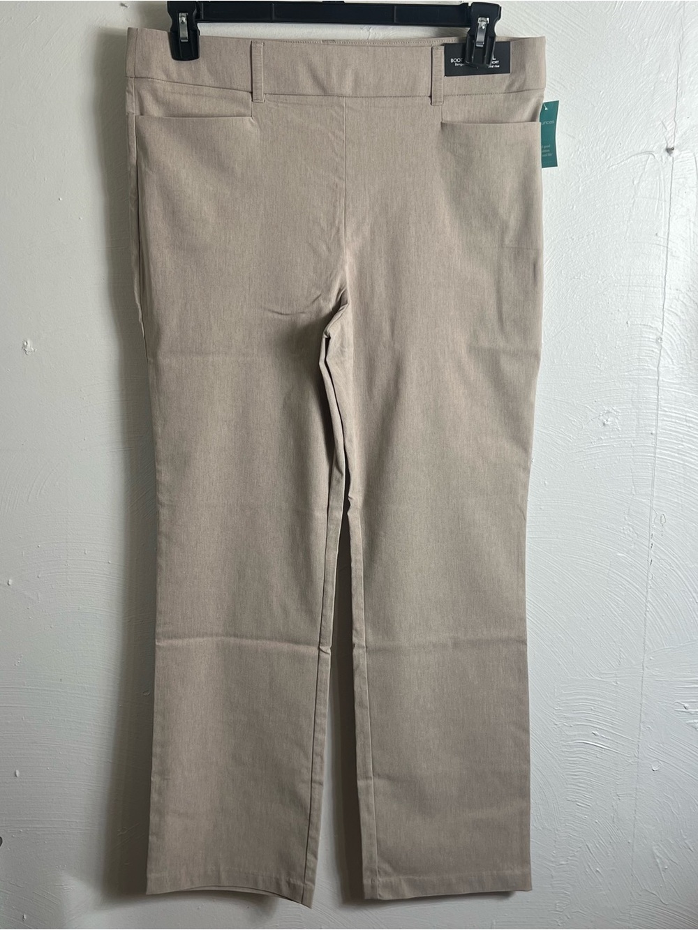 Maurices Bengaline Mid Rise Bootcut Pant Large Short 30” inseam